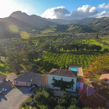 Barone Gr Macri Agriturismo Modi Gerace Kültér fotó